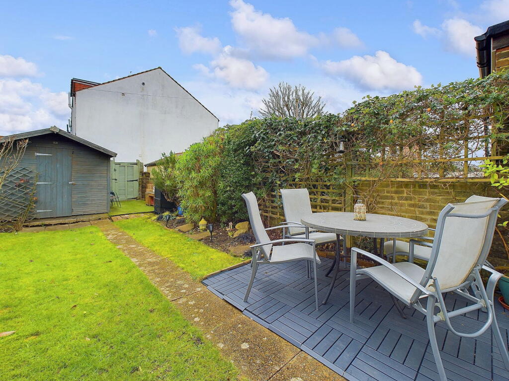 Additional property image - St. Thomas Road, Worthing BN14 7JW