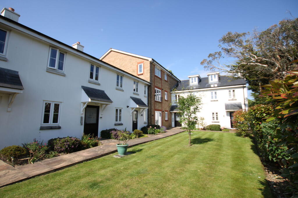 Main image of property: Station Road, Worthing, BN11 1JY