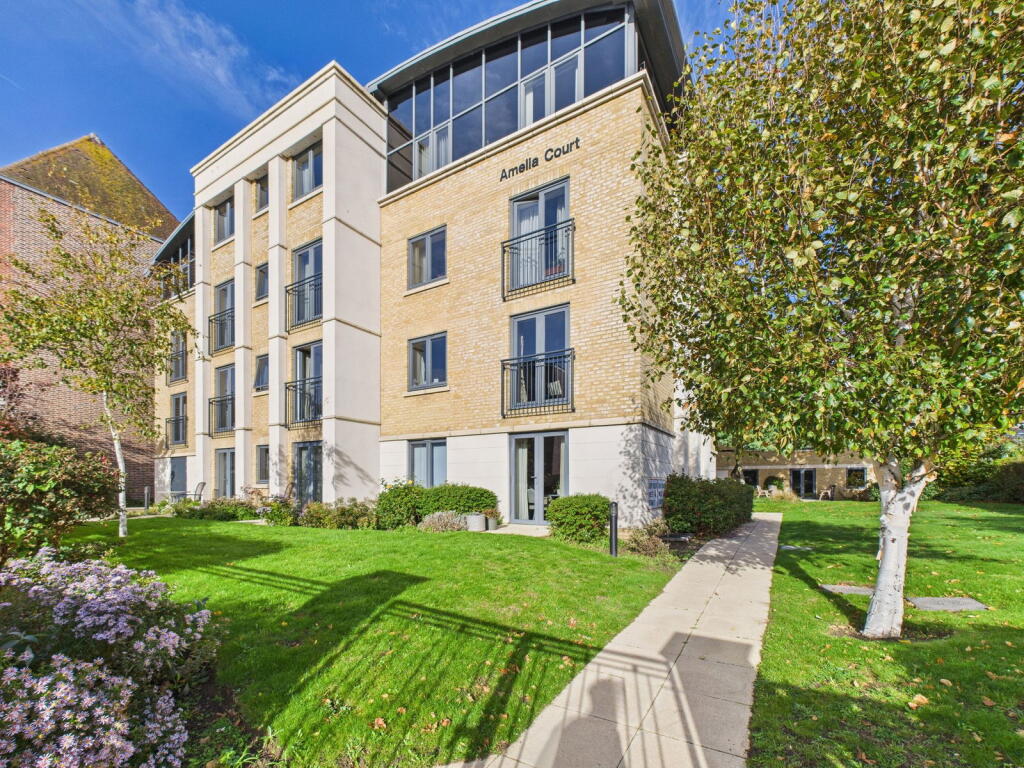 Main image of property: Union Place,Worthing,BN11 1AH