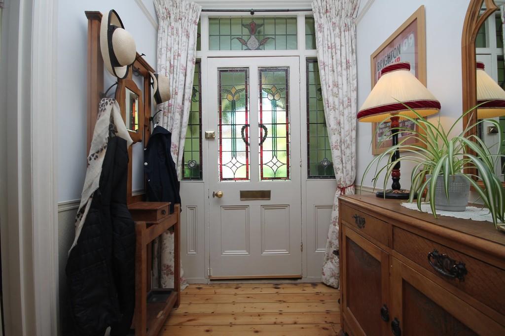 4 bedroom semidetached house for sale in Windsor Road, Worthing, BN11