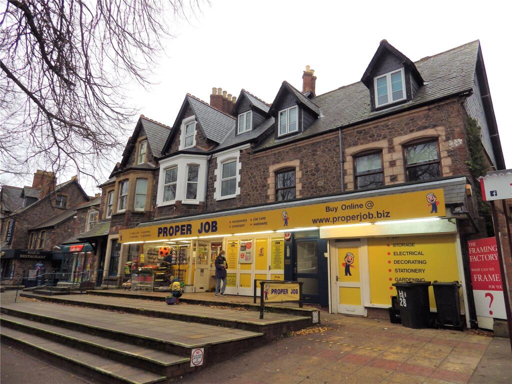 Main image of property: The Avenue, Minehead, Somerset, TA24