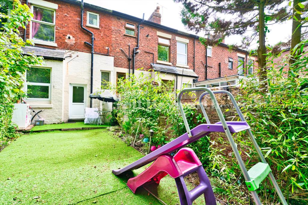 2 bedroom house for sale in Leyland Road, Penwortham, Preston, PR1