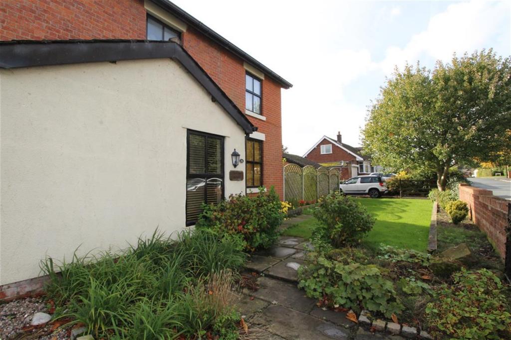 4 bedroom house for sale in Darkinson Lane, Lea Town, Preston, PR4