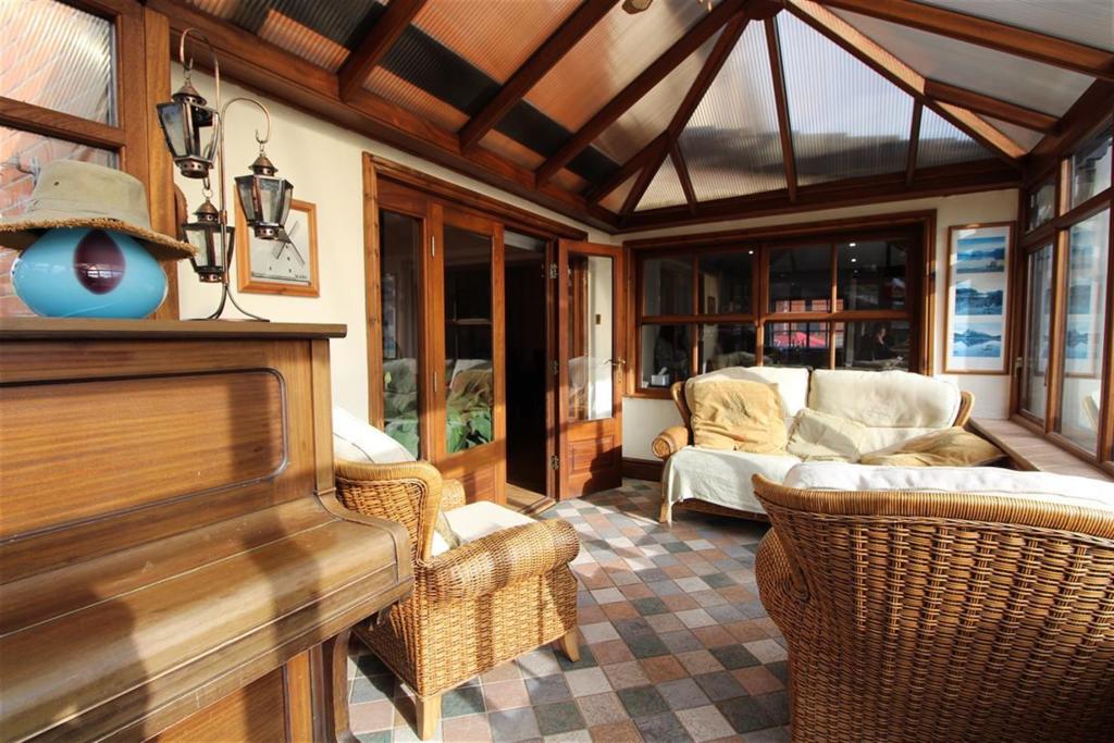 4 bedroom house for sale in Darkinson Lane, Lea Town, Preston, PR4