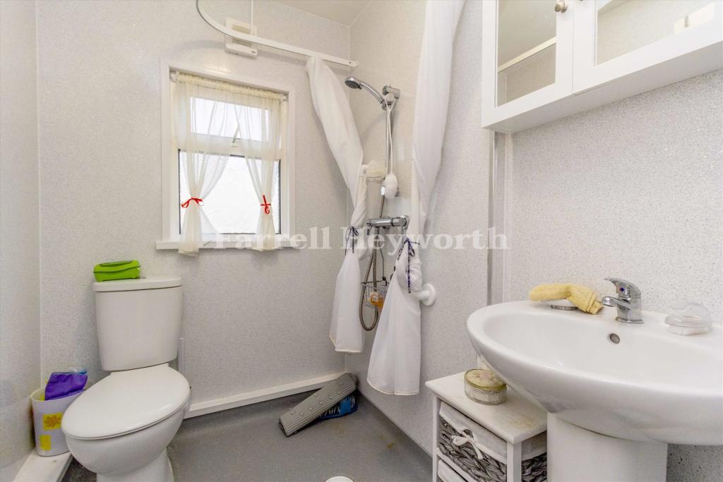 2 bedroom house for sale in West Shore Park, Walney, Barrow In Furness