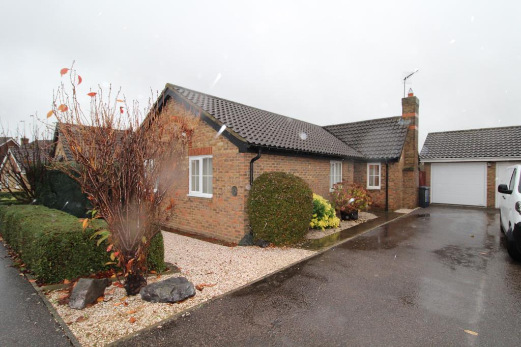 Main image of property: Haymans Way, Papworth Everard, Cambridge, Cambridgeshire