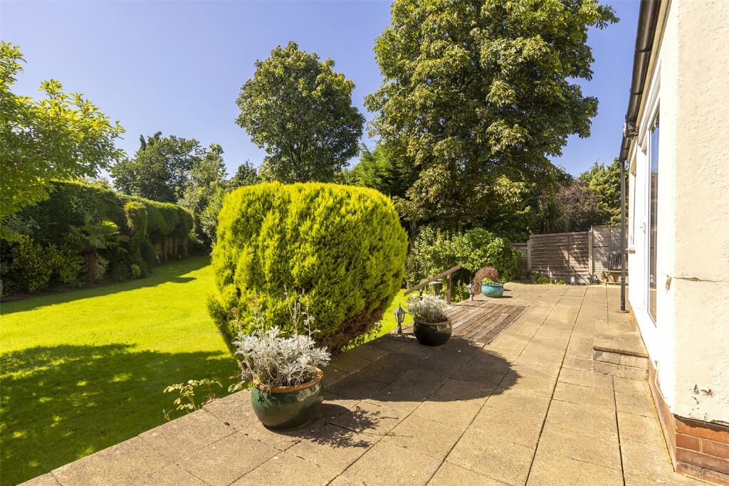 Additional property image - Elm Croft, Oldbury, West Midlands, B68