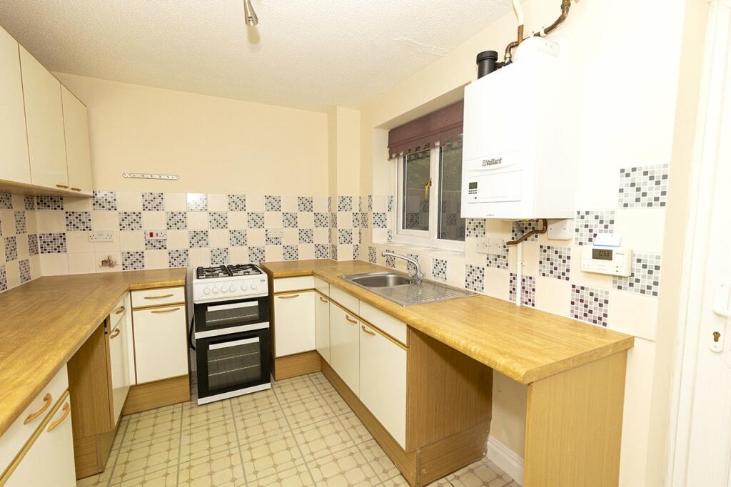Additional property image - Mallard Drive, Oldbury, West Midlands, B69