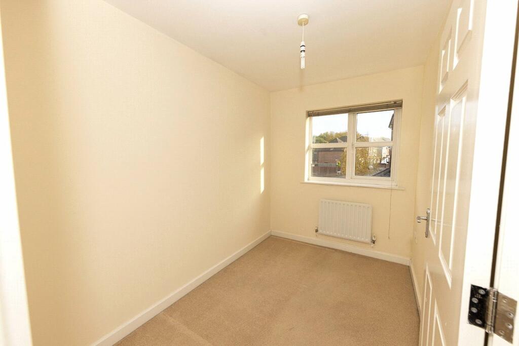 Additional property image - Astle Drive, Oldbury, West Midlands, B69