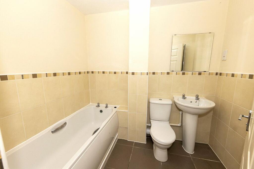 Additional property image - Astle Drive, Oldbury, West Midlands, B69