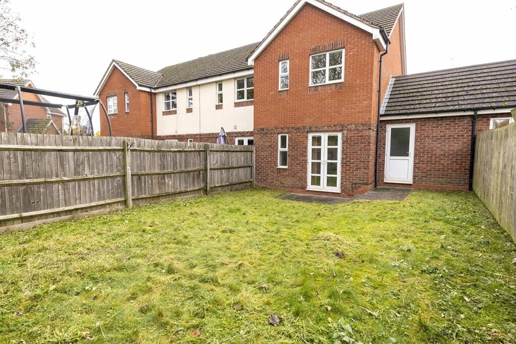 Additional property image - Astle Drive, Oldbury, West Midlands, B69