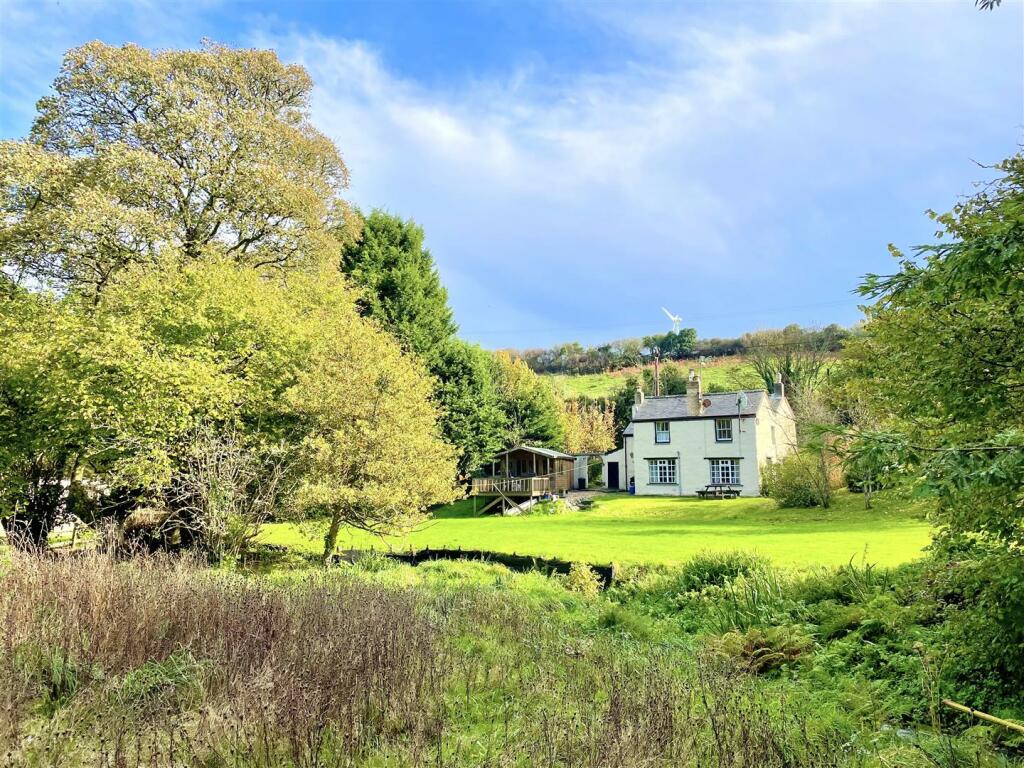 Main image of property: Penwartha, Perranporth