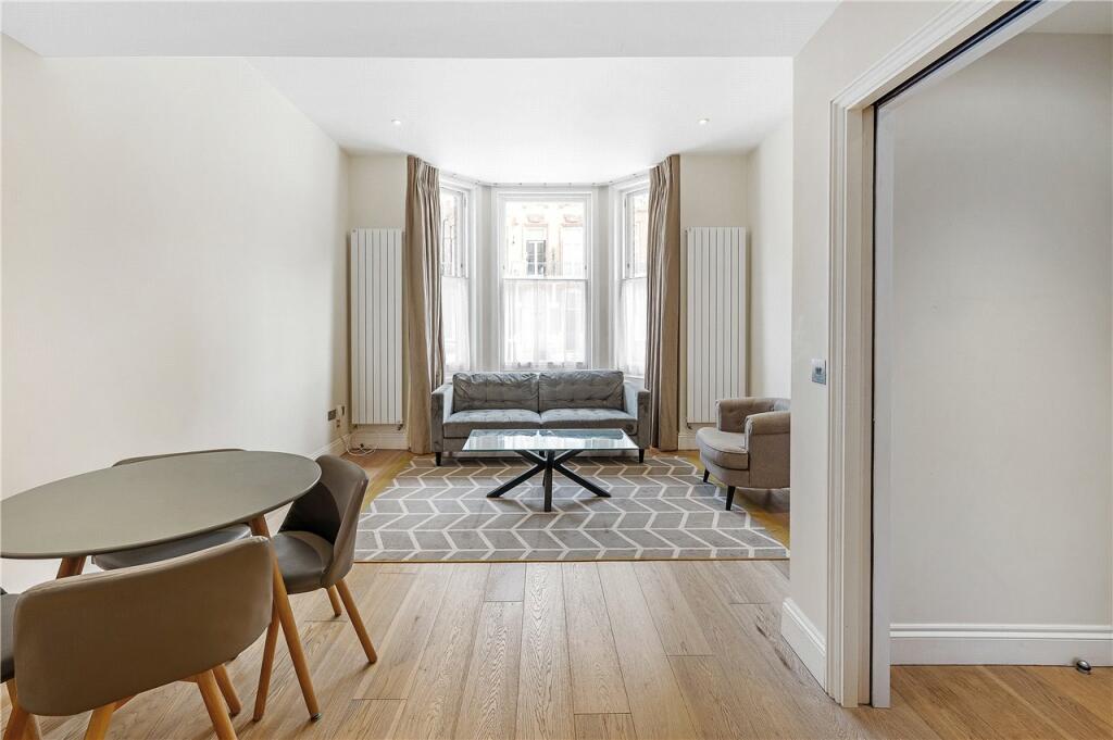 1 bedroom flat for sale in Rosary Gardens, South Kensington, London, SW7