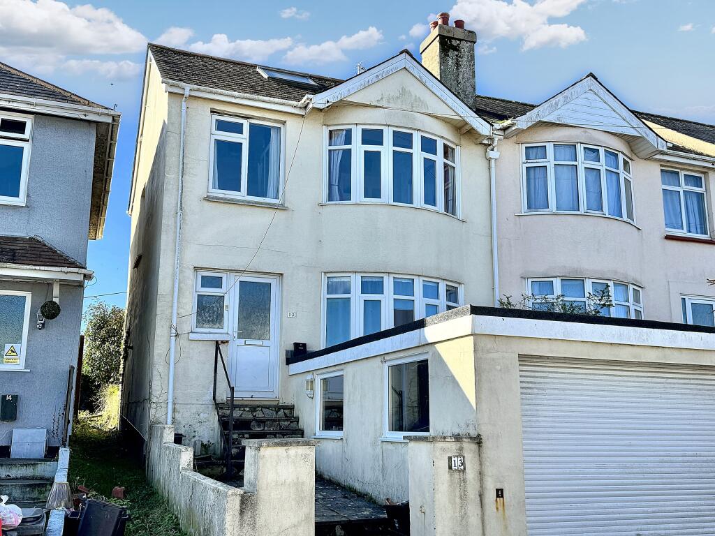 Main image of property: Barnfield Road, Paignton, Devon