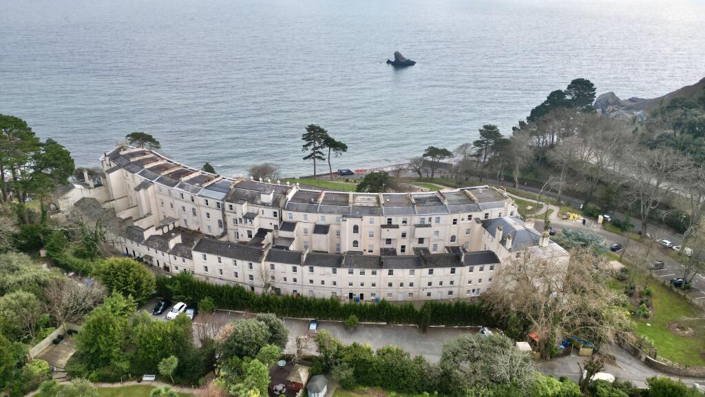 Main image of property: Flat 5, 3 Hesketh Crescent, Torquay, Devon