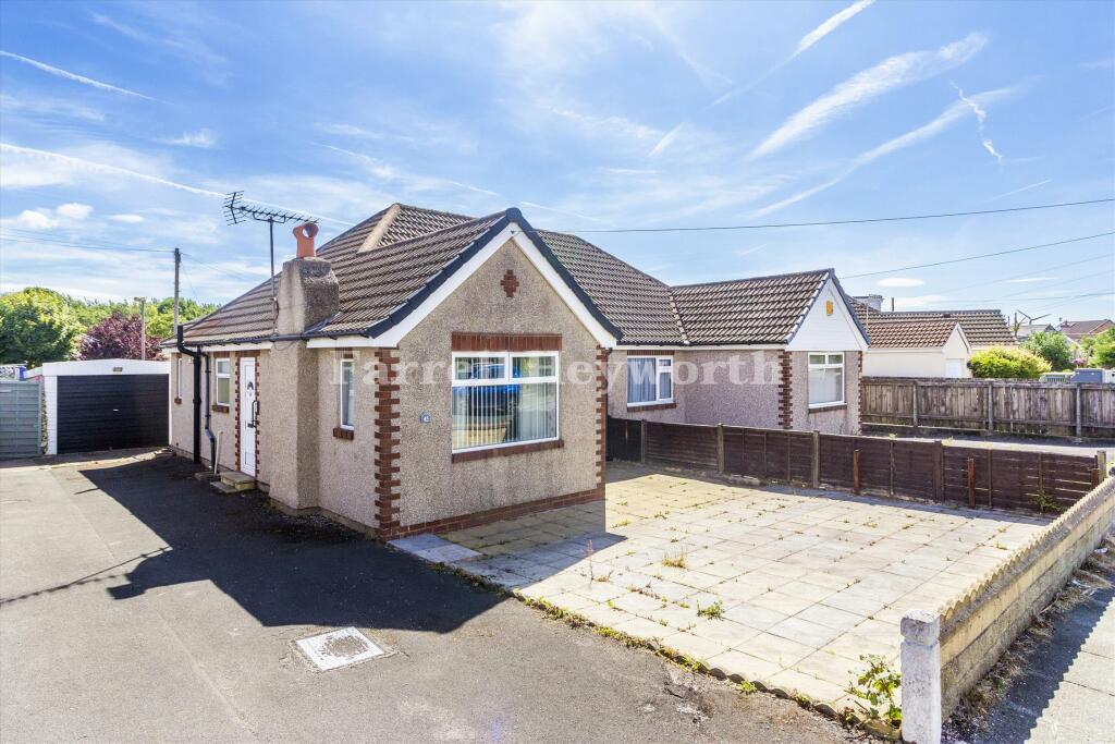 2 bedroom bungalow for sale in Woodlands Drive, Heysham, Morecambe, LA3