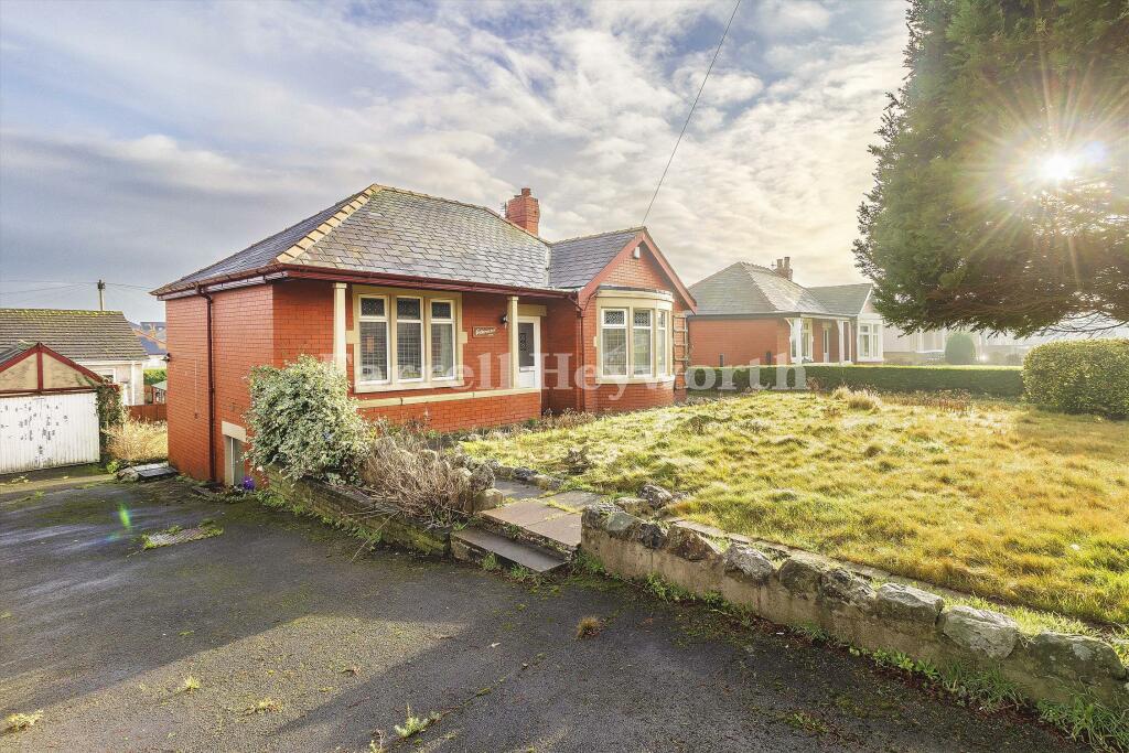 2 bedroom bungalow for sale in Heysham Road, Heysham, Morecambe, LA3