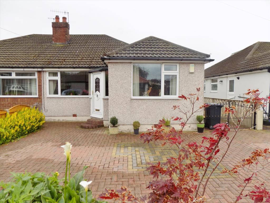 2 Bedroom Bungalow For Sale In Somerby Road Westgate Morecambe 