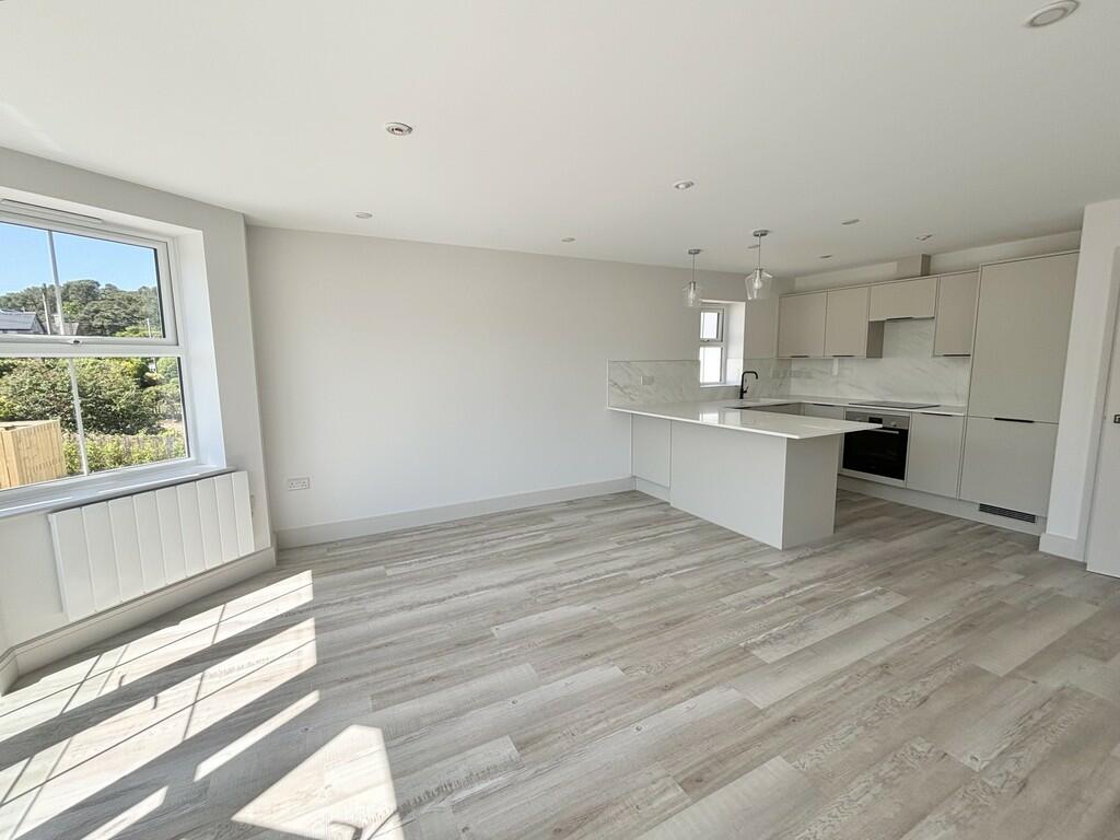 Additional property image - Upton Way, Broadstone