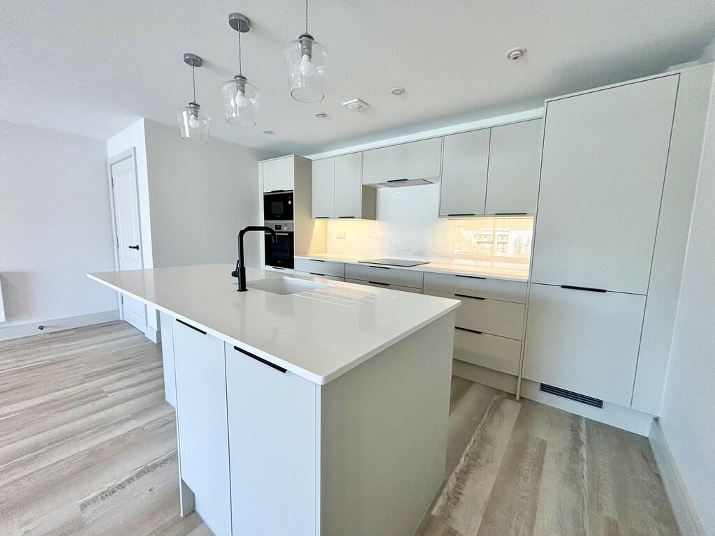 Additional property image - Upton Way, Broadstone