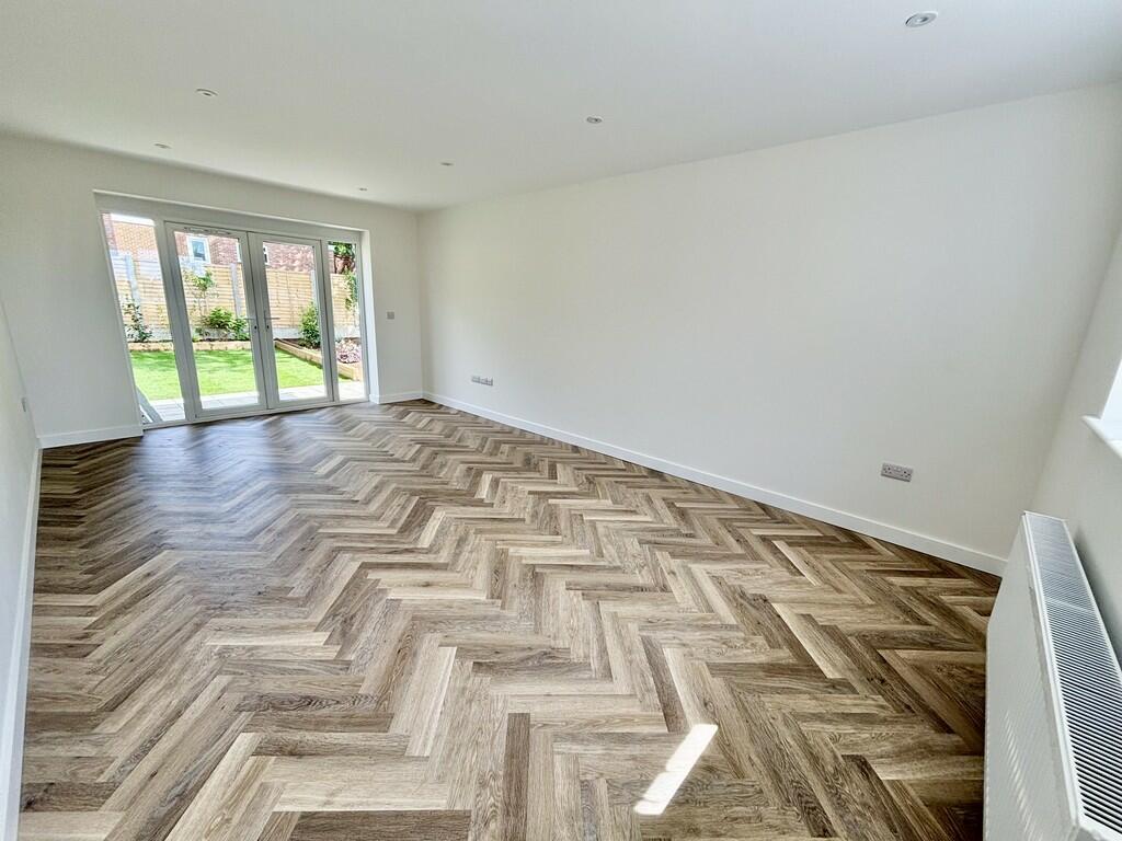 Additional property image - Beech Close, Broadstone