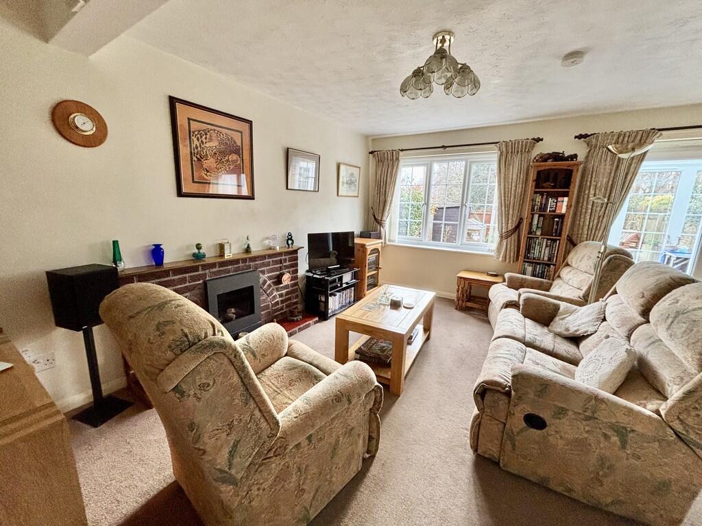 Additional property image - Blackbird Close, Creekmoor