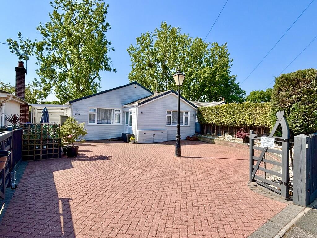 Main image of property: Pickering Close, Broadstone