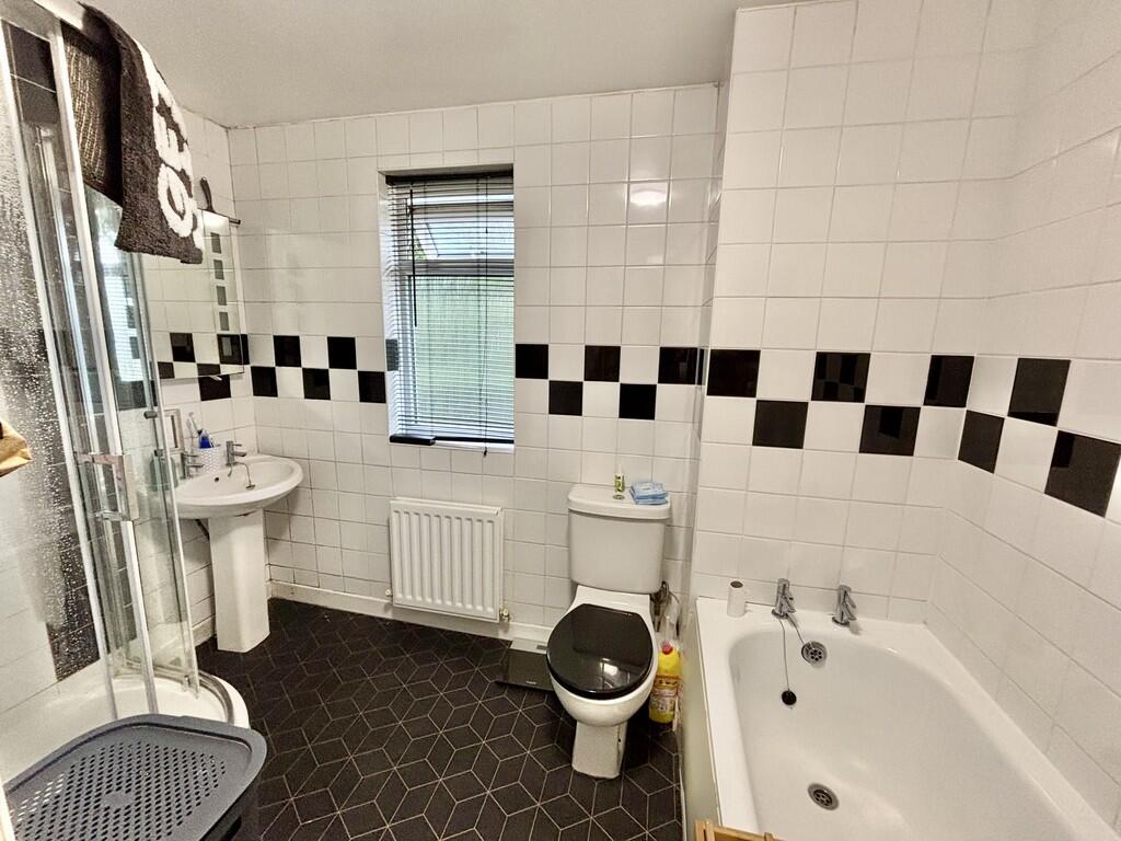 Additional property image - Greenhayes, Broadstone