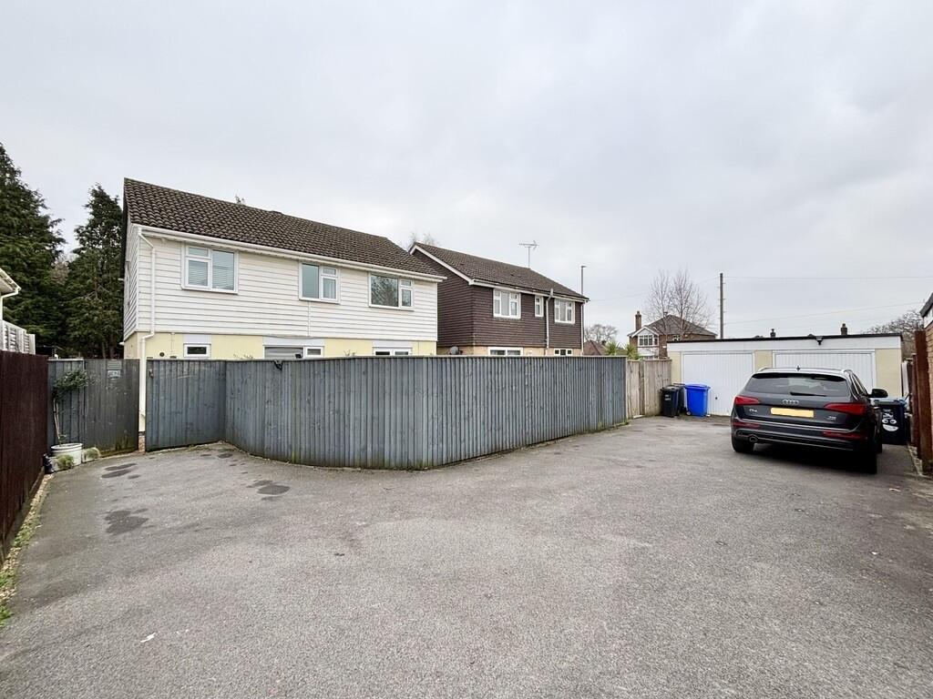 Additional property image - Greenhayes, Broadstone
