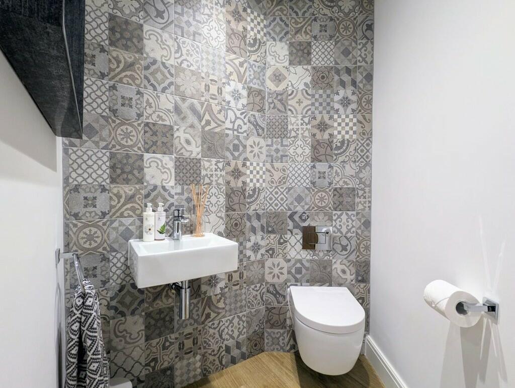 Additional property image - Parkstone Avenue, Penn HIll