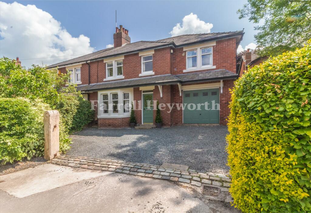 4 bedroom house for sale in Cock Robin Lane, Catterall, Preston, PR3