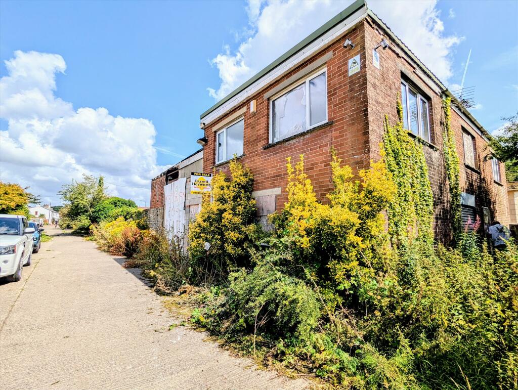 Land for sale in Catterall Gates Lane, Catterall, Preston, PR3