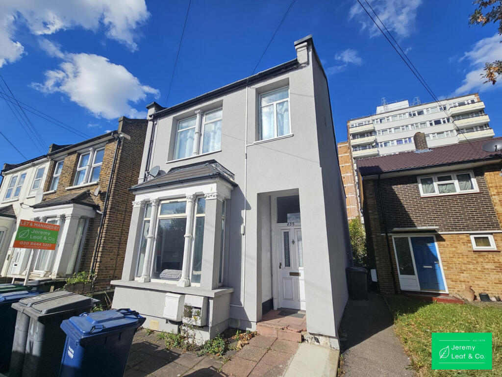 Main image of property: 235a East End Road, East Finchley