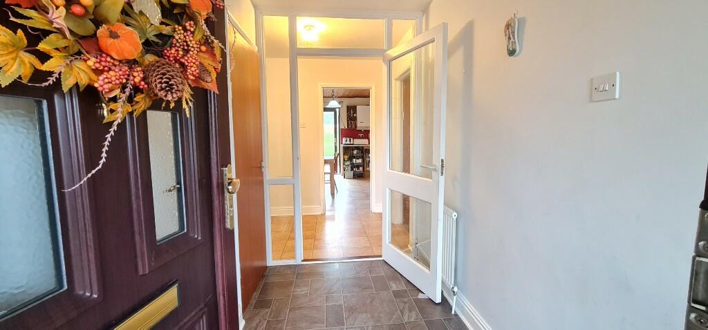 Additional property image - Billericay, Essex, CM11