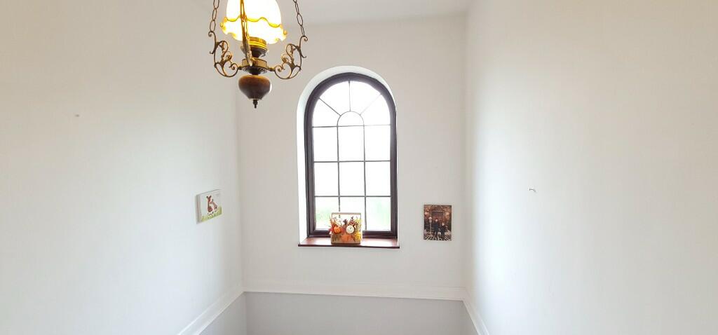 Additional property image - Billericay, Essex, CM11