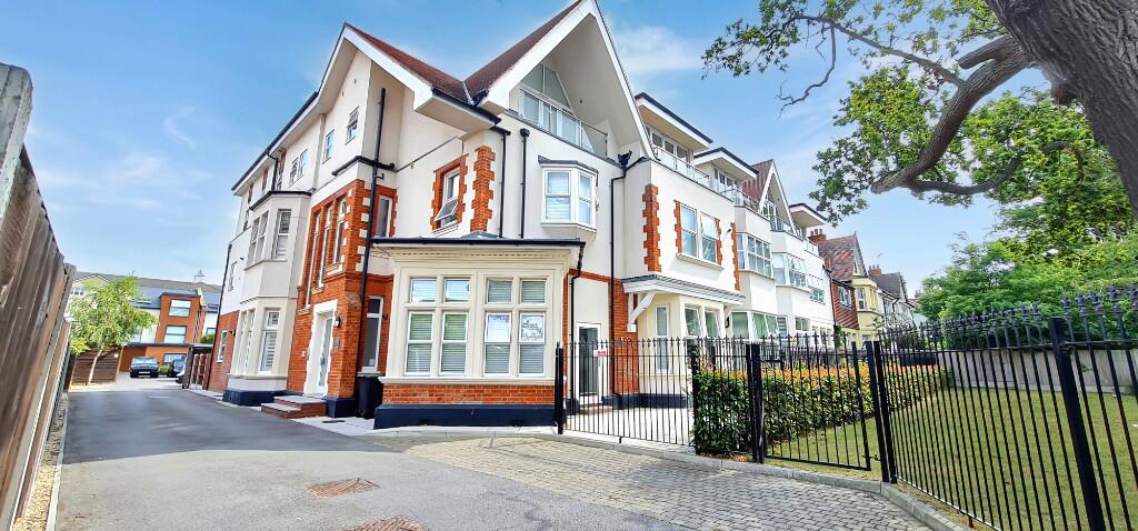 Main image of property: Westcliff-On-Sea, Essex, SS0