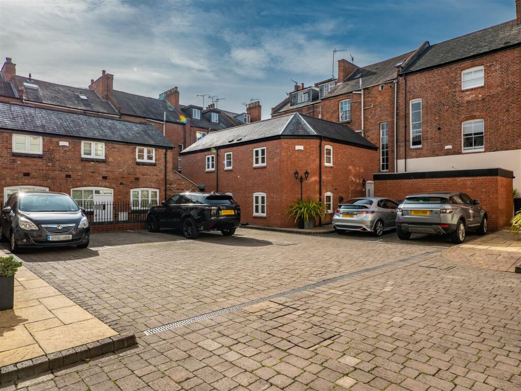 Additional property image - Chapel Court, Portland Street, Royal Leamington Spa