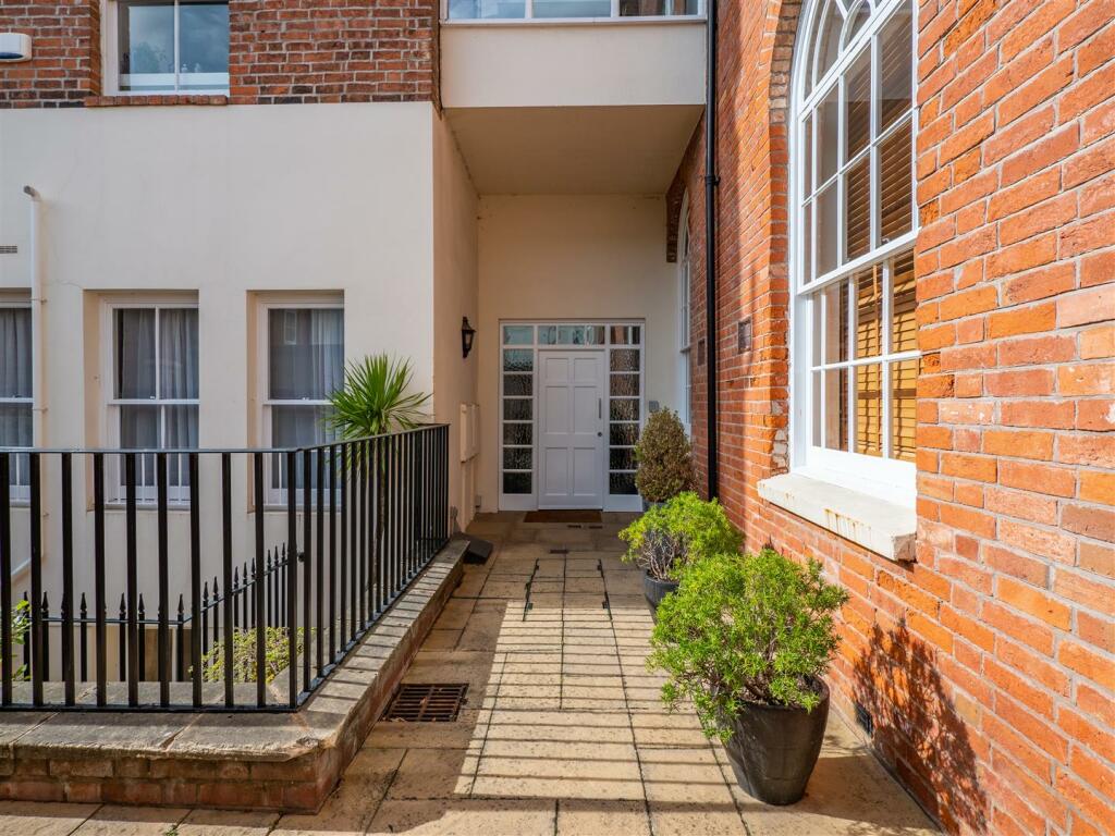 Additional property image - Chapel Court, Portland Street, Royal Leamington Spa