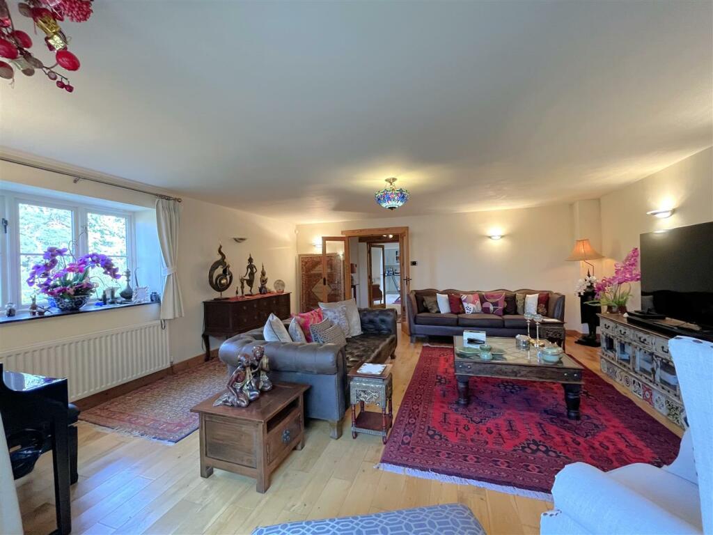 Additional property image - The Barn House, Longbridge, Warwick