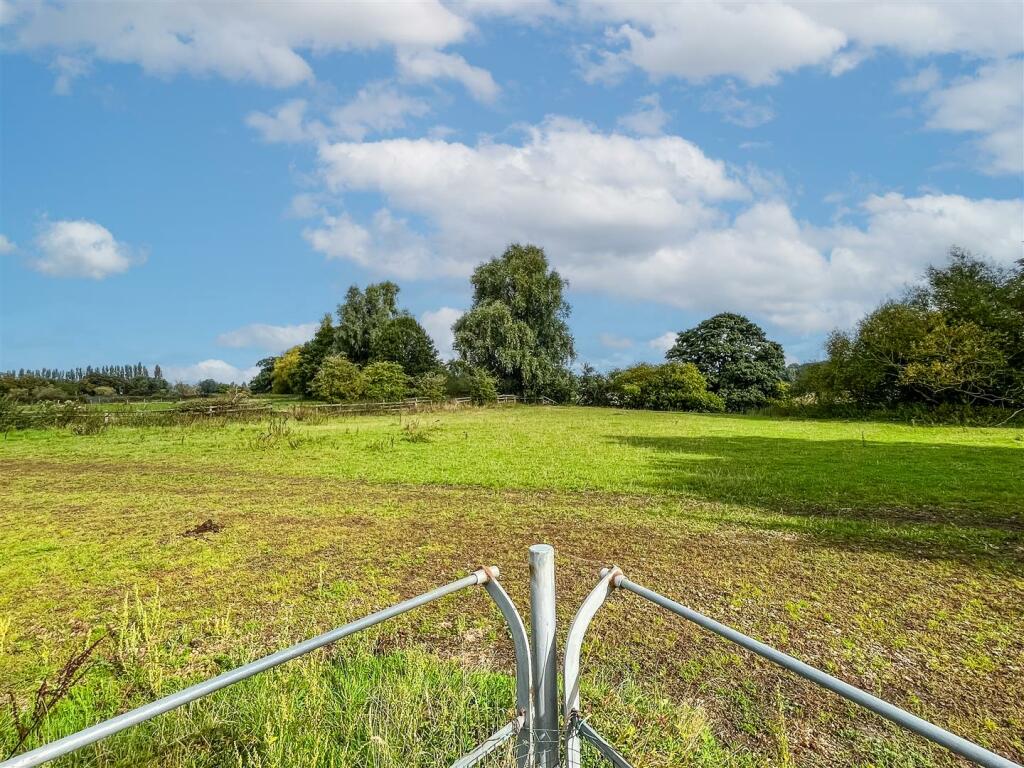 Additional property image - The Barn House, Longbridge, Warwick