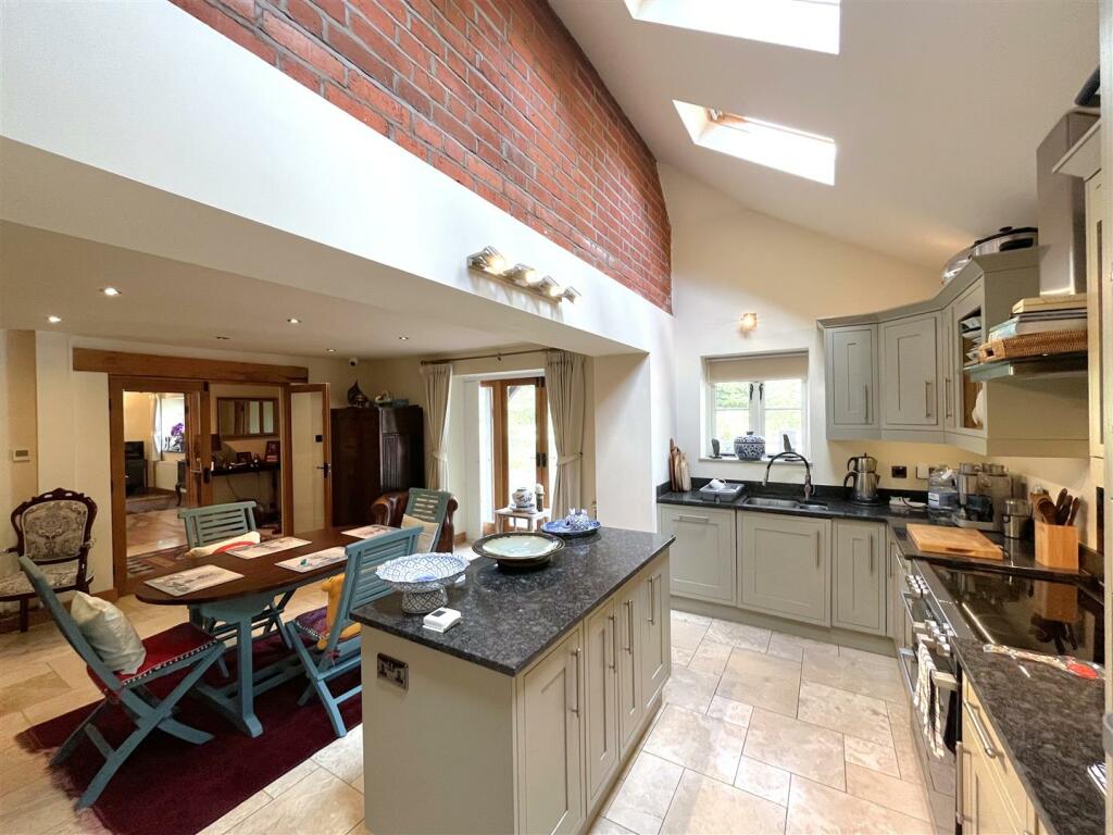 Additional property image - The Barn House, Longbridge, Warwick