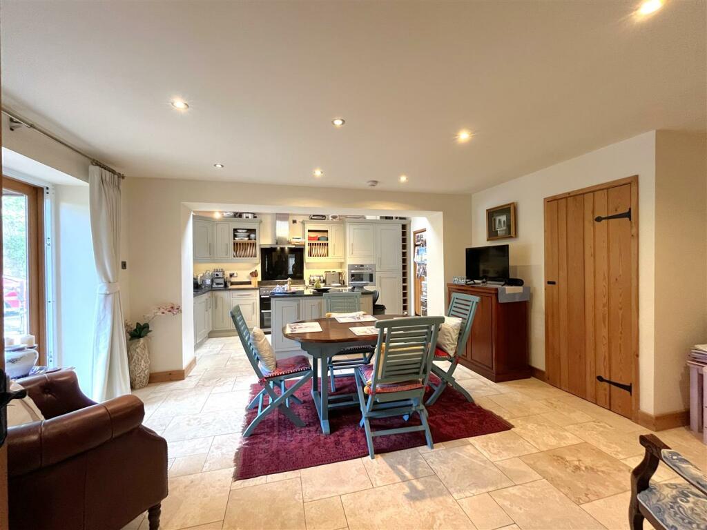 Additional property image - The Barn House, Longbridge, Warwick