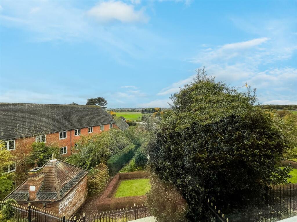 Additional property image - Martinique Square, Bowling Green Street, Warwick
