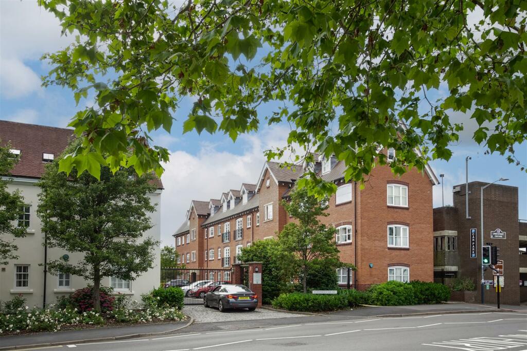 Additional property image - Martinique Square, Bowling Green Street, Warwick