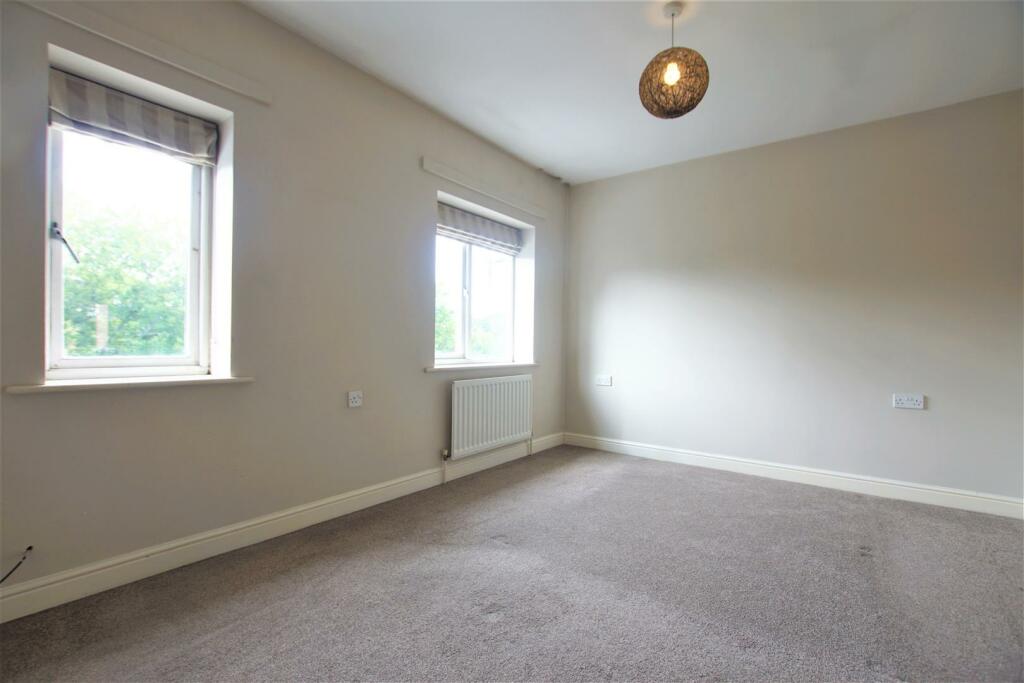 Additional property image - Mollington Grove, Hatton Park, Warwick