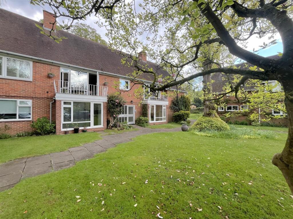 Main image of property: Archery Fields, Off Bridge End, Warwick