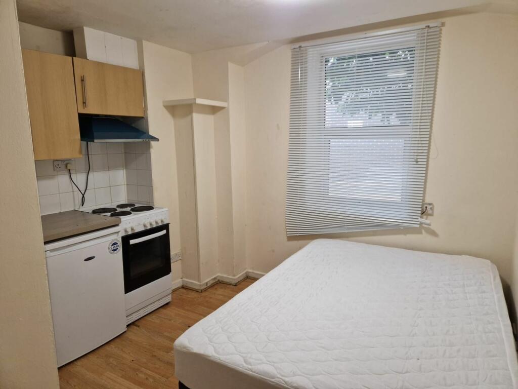 Main image of property: Flat C, Guildford House, - Guildford Street, Luton