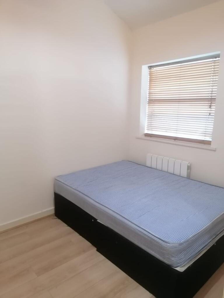 Main image of property: f Chapel Street, Luton