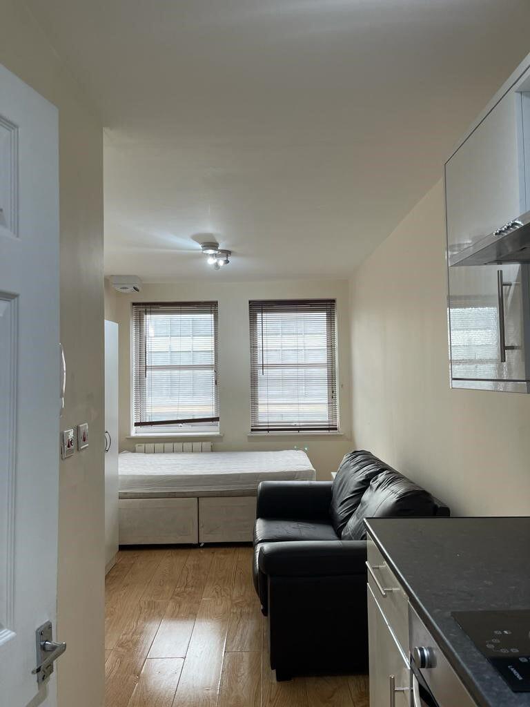 Main image of property: Flat ,  Park Street, Luton