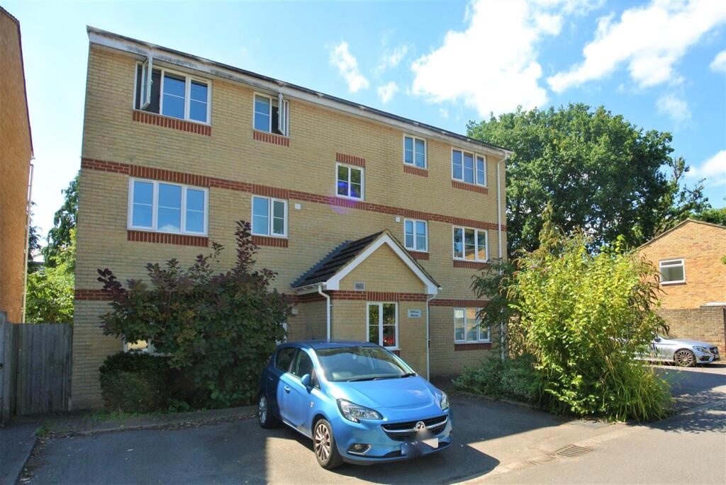Main image of property: Willow Mews,, Pinewood Park, New Haw
